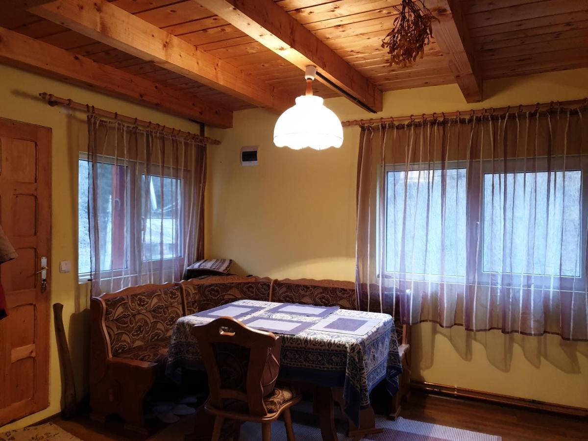 Casa Dor De Ea Villa Dîmbovicioara Екстериор снимка